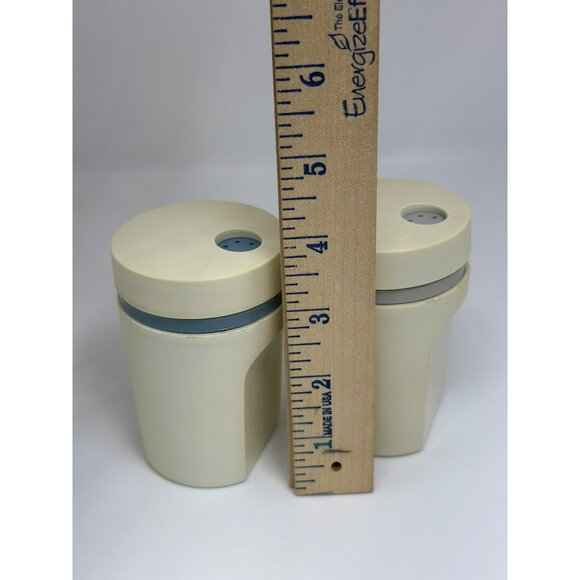 VTG 80s Tupperware Modular Salt & Pepper Shakers Beige Lids Retro Kitchen Set 4" - Picture 6 of 6